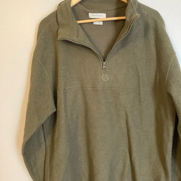 Standard Cloth olive green Oslo quarter zip fleece - Picture 3 of 7